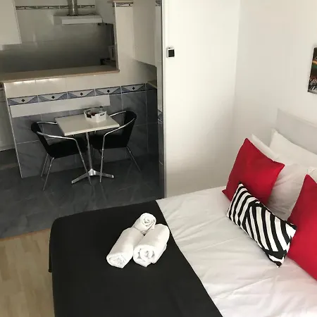 West Coast Πανσιόν